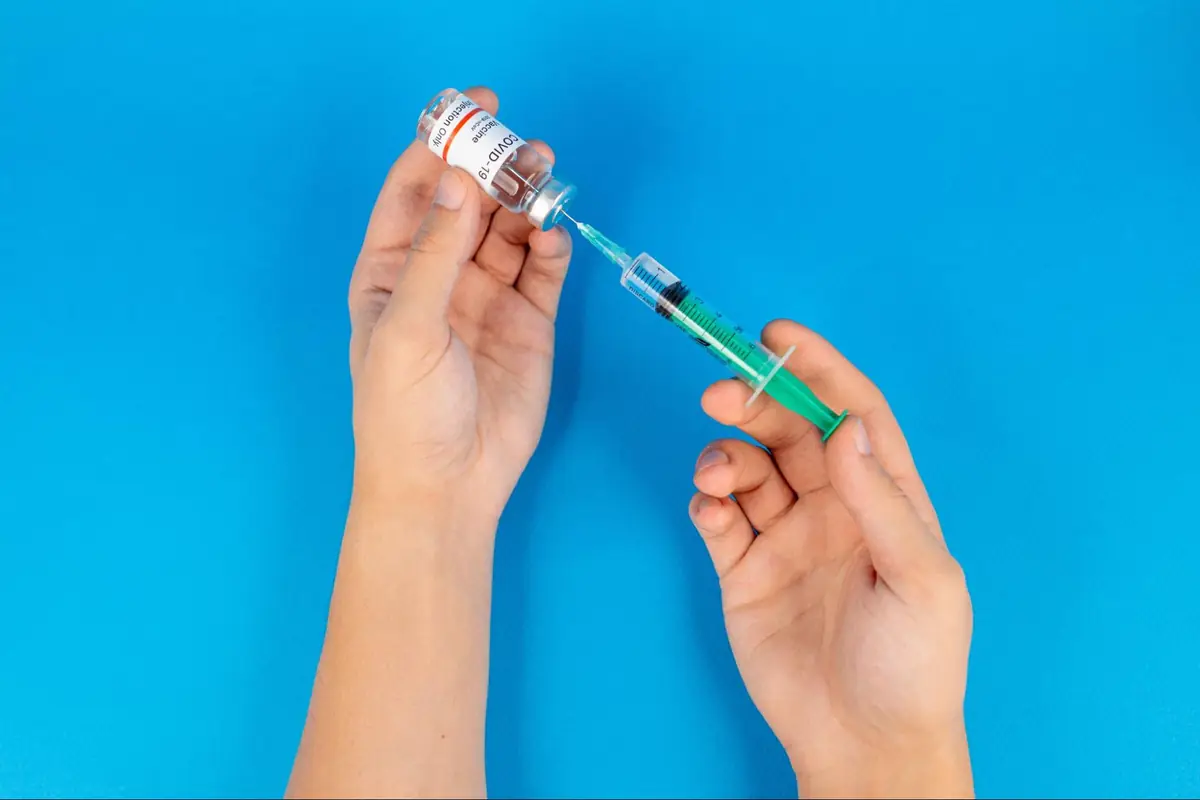 1. Unvaccinated travelers will have to self-isolate