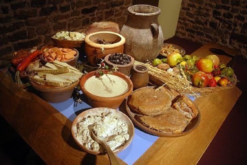 Ancient Roman Diet Breakdown: What Sustained the Empire’s People?