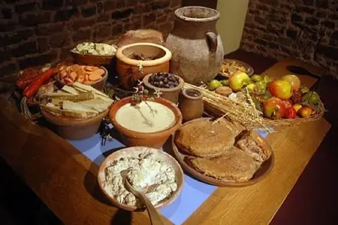 Ancient Roman Diet Breakdown: What Sustained the Empire’s People?